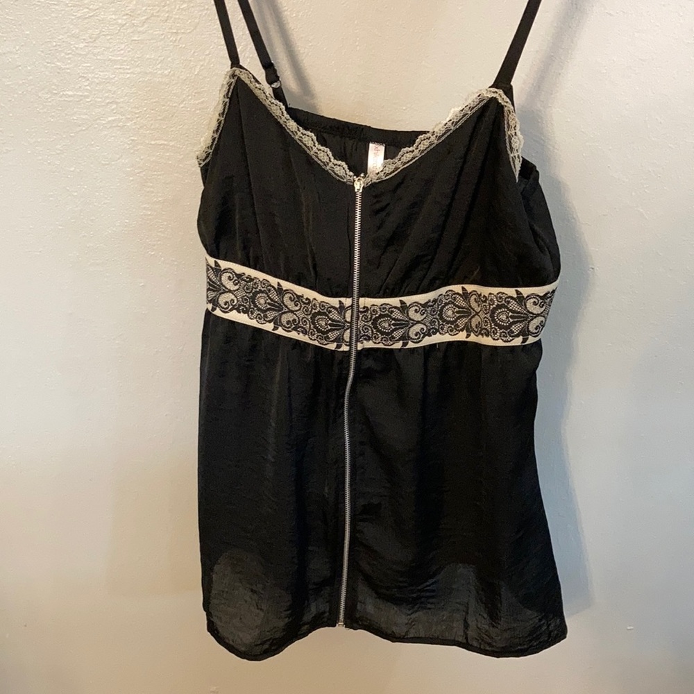 Black and cream zip up polyester tank